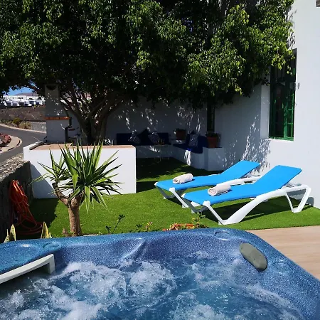 Holiday Urbanizacion Jardines De Papagayo *